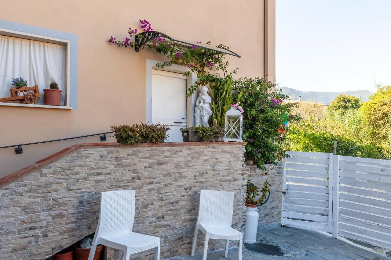 La Casa Della Nonna Villa Camaiore 0*,